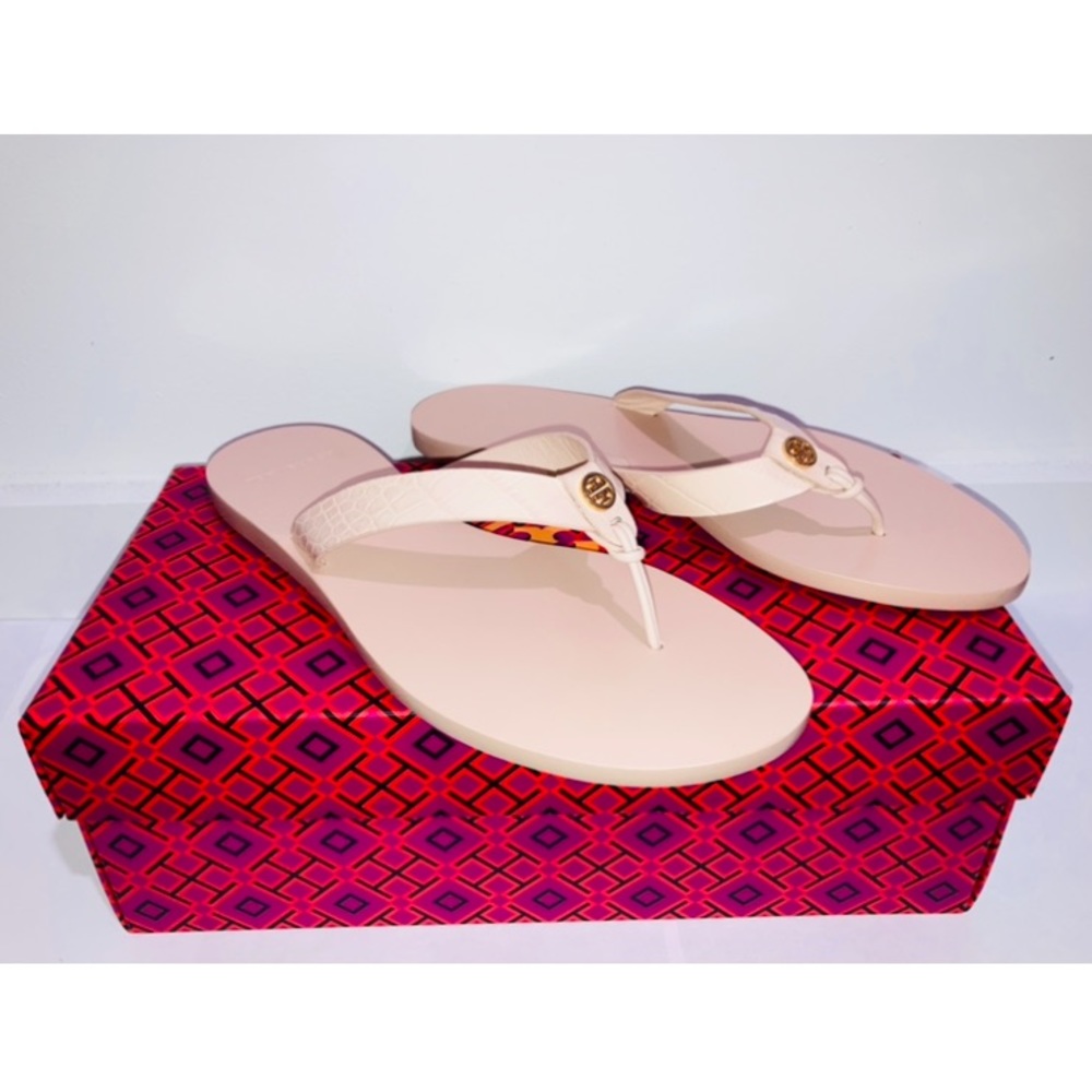 💗NEW Tory Burch Sandals🩴💗